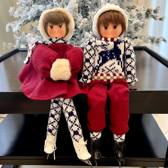 🎄⛸️”Frosty Harmony" Ice Skater's⛸️🎄 - Picture 9 of 9